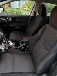 Nissan Qashqai 2014 (7 foto / 9)