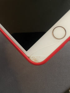 iPhone 8 (5 фото из 5)