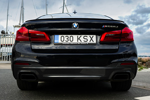 BMW M550D xDrive (15 foto / 15)