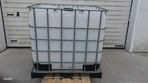 IBC контейнеры 1000L (2 фото из 2)