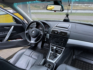 BMW X3 (8 фото из 11)