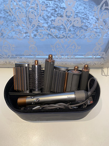 Dyson Airwrap complete long (1 foto / 3)