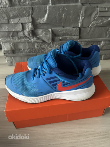 Nike кроссовки р.35,5 (фото #2)