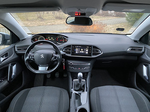 Peugeot 308 1.6 85kW HDI 2013 (11 foto / 15)