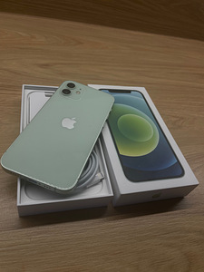 iPhone 12 128 Гб (2 фото из 3)