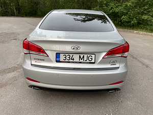 Hyundai i40 1.7 100kw automaat (5 foto / 10)
