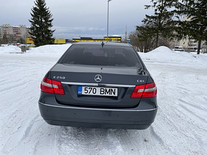 Mercedes-Benz E 250 Avantgarde 2.1 150kw w212 (8 foto / 12)