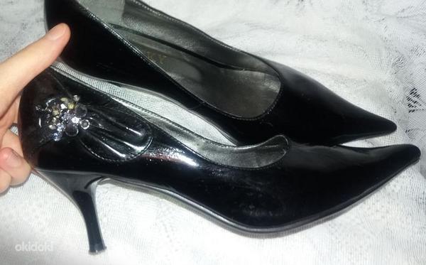 Uued Itaalia Naiste mustad tikk-kontsaga kingad, patent 38 (foto #3)