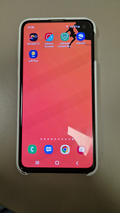 Samsung Galaxy S10e (2 foto / 4)