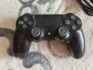 PS4 (5 foto / 7)