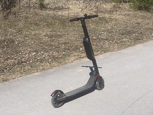 Прокатная версия Segway Ninebot ES4 самокат (1 фото из 4)