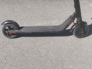 Прокатная версия Segway Ninebot ES4 самокат (3 фото из 4)