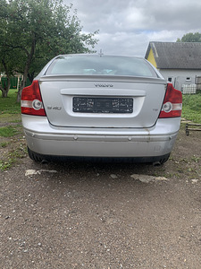 VOLVO S40 AUTOMAT 2004 (3 foto / 5)