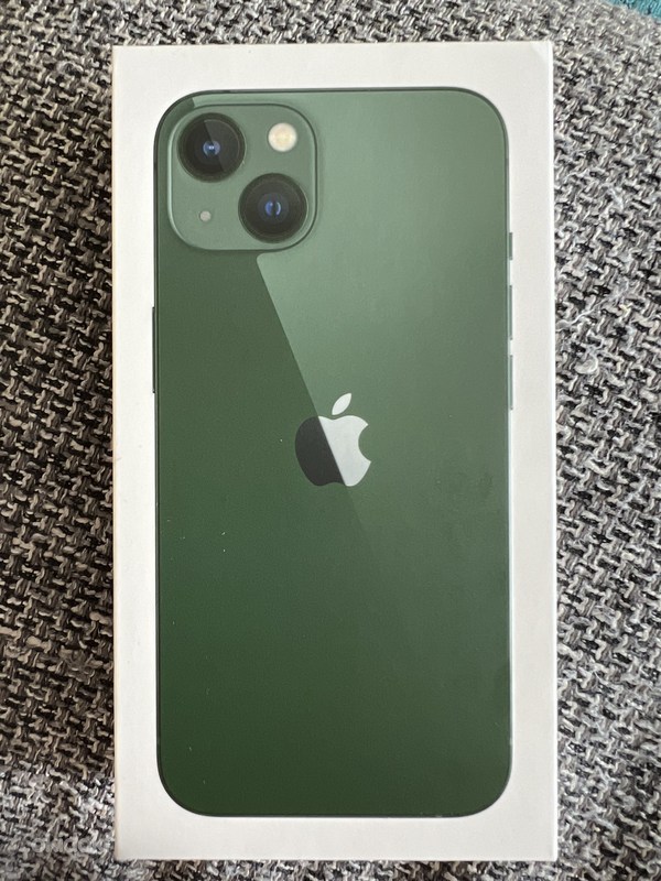 Iphone 13 зеленого цвета