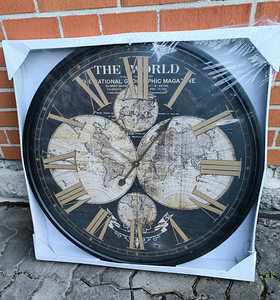 Suur seinakell The World - 79cm (1 foto / 2)