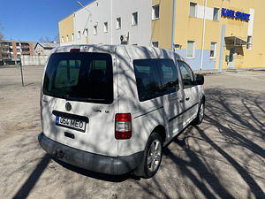 VW Caddy Life 1.6 75kw manual (3 foto / 5)