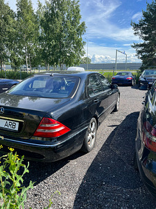 Мерседес-Бенц S 430 (6 фото из 7)