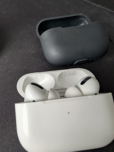 Airpods pro gen1 (2 foto / 3)