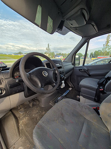 Volkswagen Crafter холодильник (двухкамерный) (8 фото из 10)