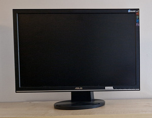 ASUS VW222S 22" (1 foto / 1)