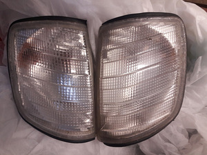Esi suunatuled mercedes w124 (1 foto / 3)
