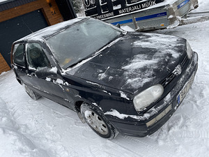 Volkswagen golf 1.9td (4 foto / 7)