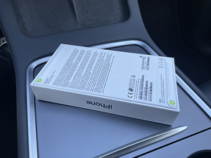 Uus iPhone 13 black 128gb (2 foto / 3)