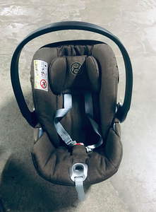 Cybex turvahäll (3 foto / 3)