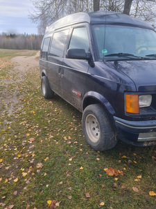 Chevrolet Astro (11 foto / 13)