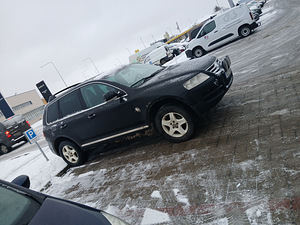 Vw touareg (1 фото из 5)
