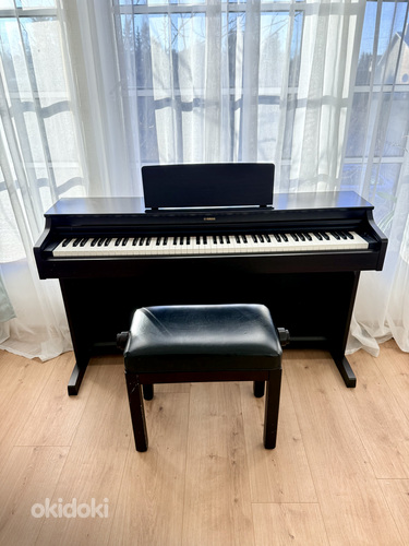 Yamaha Arius YDP-163 digitaalne klaver