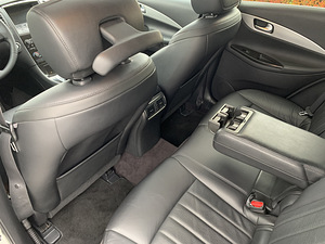 Infiniti EX30 Premium AWD 3.0 TDI V6 175kv (10 foto / 15)