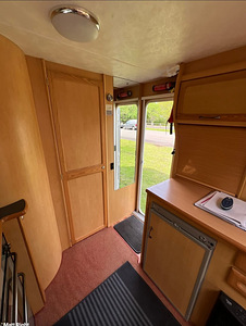 Haagissuvila ELDDIS SUNSEEKER 482. 2005a (5 foto / 10)