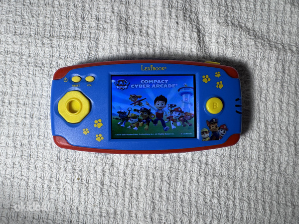 Детская игровая консоль