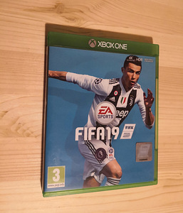 ФИФА 19 (Xbox One)