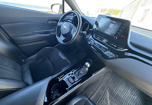 2022 Toyota CH-R (12 foto / 14)