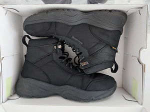 Tommy Hilfiger (1 фото из 4)