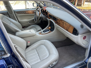 M:jaguar xj8 v8 209kw (5 foto / 5)
