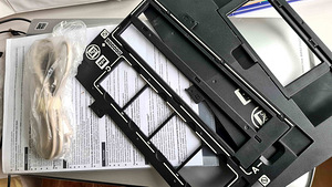 EPSON PERFECTION 4490 PHOTO SKANNER (2 foto / 5)