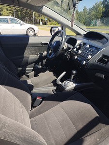 Honda Civic sedaan 2007 (8 foto / 8)