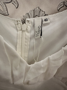 Uus kleit 40r (3 foto / 3)