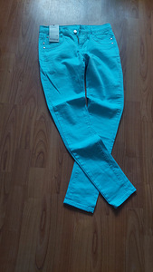 Синие джинсы (3 фото из 3)