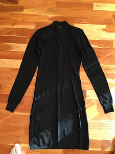 Guess kleit suurus S/ M (2 foto / 2)