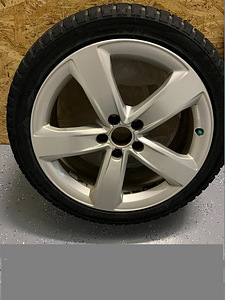 Audi orig. valuveljed R 18 .WV, Skoda, Seat. (1 foto / 1)