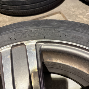 Летние шины на литых дисках 205/55R16 VW Sharan (6 фото из 6)