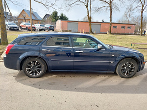 Chrysler 300C 2006a 3.0 160KW Diesel (5 foto / 6)