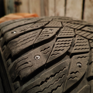 225/55 R16 (1 фото из 2)