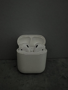Apple Airpods 1 gen (1 foto / 3)