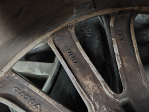Volvo veljed 17" (2 foto / 2)
