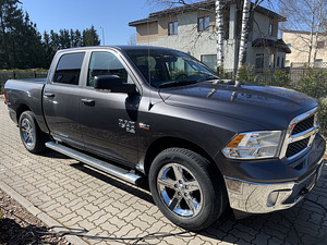 RAM 1500, 5.7 HEMI, LPG, 2020 (2 foto / 6)